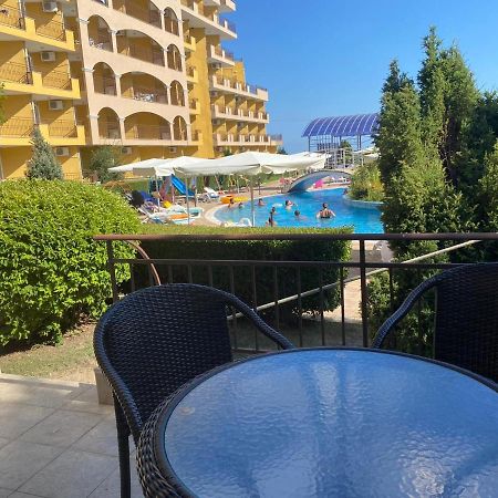Midia Grand Resort, Terrassen Paradies Apartment Acheloj Exteriér fotografie