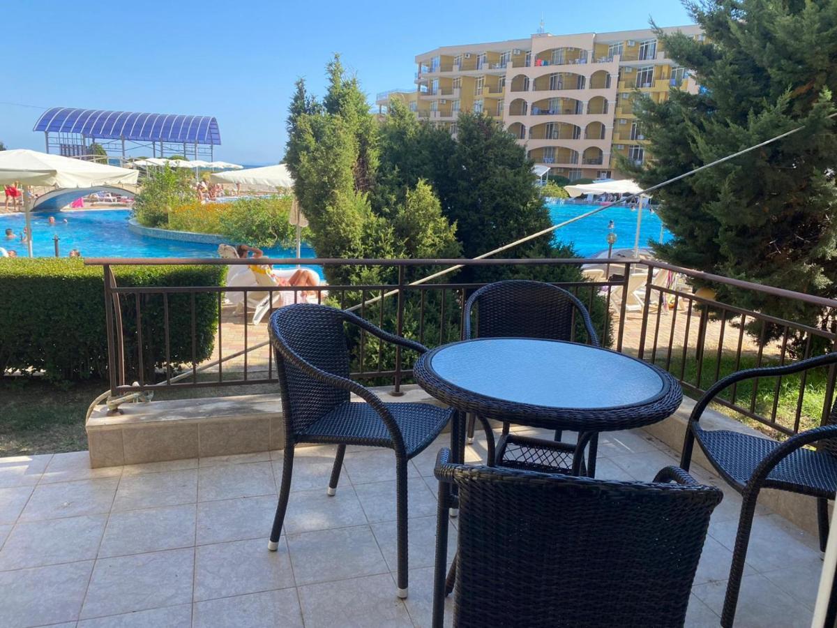 Midia Grand Resort, Terrassen Paradies Apartment Acheloj Exteriér fotografie