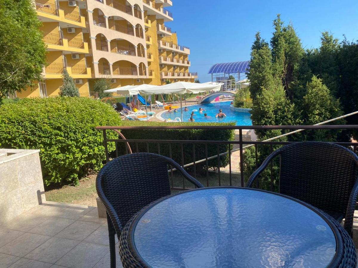 Midia Grand Resort, Terrassen Paradies Apartment Acheloj Exteriér fotografie