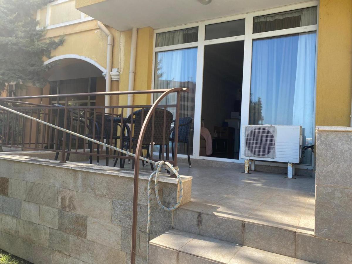 Midia Grand Resort, Terrassen Paradies Apartment Acheloj Exteriér fotografie